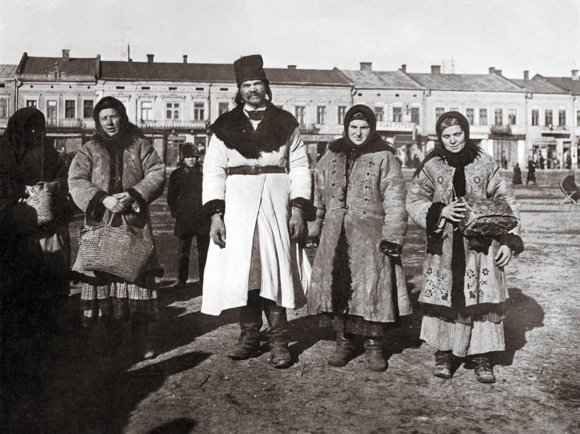 Old Ruthinian Forgotten Galicia - A Look at 1920s Galicia: Photographs of Daily Life ...